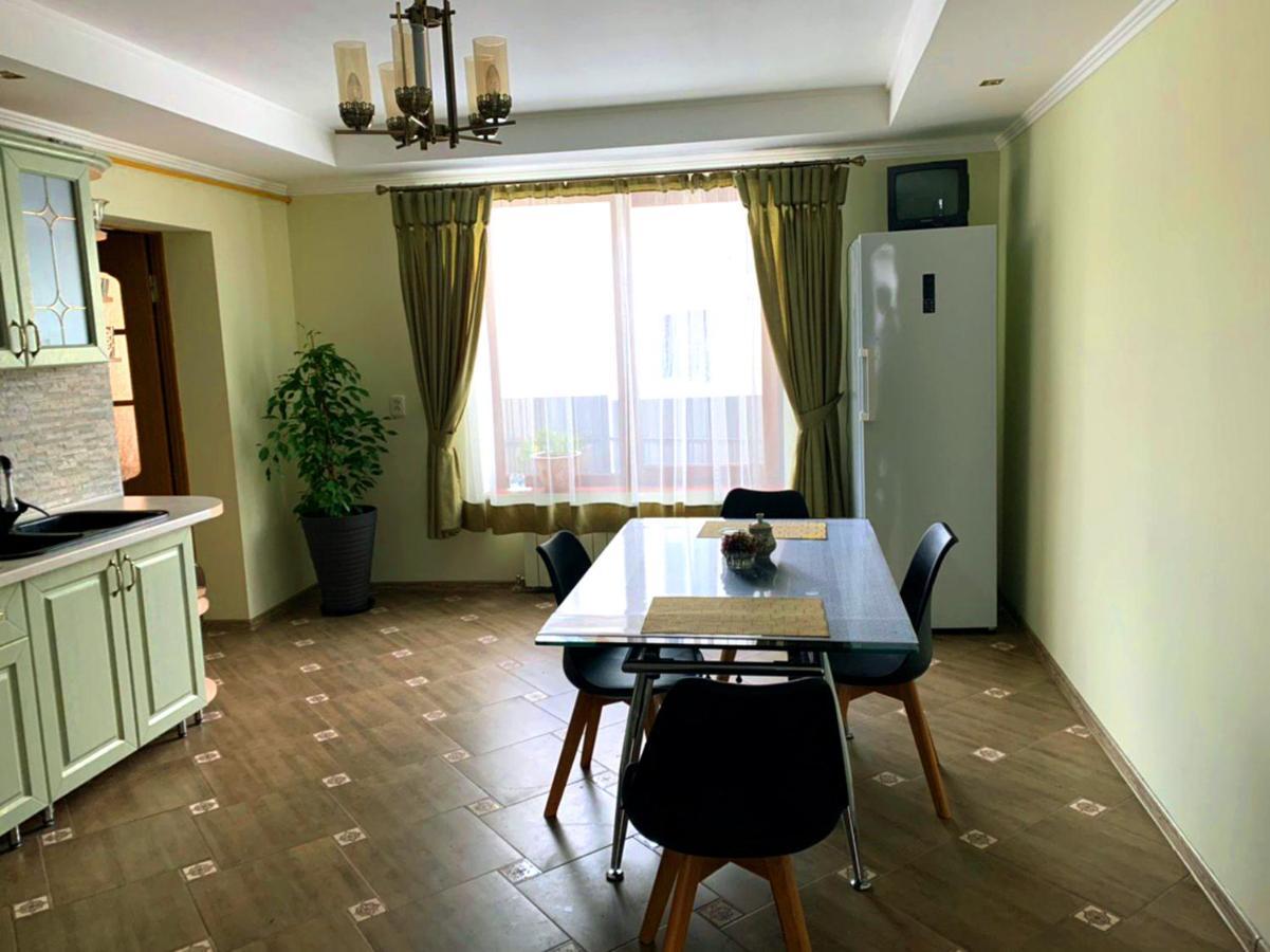 ホテル Зелений Дім - Viridi House モルシン エクステリア 写真