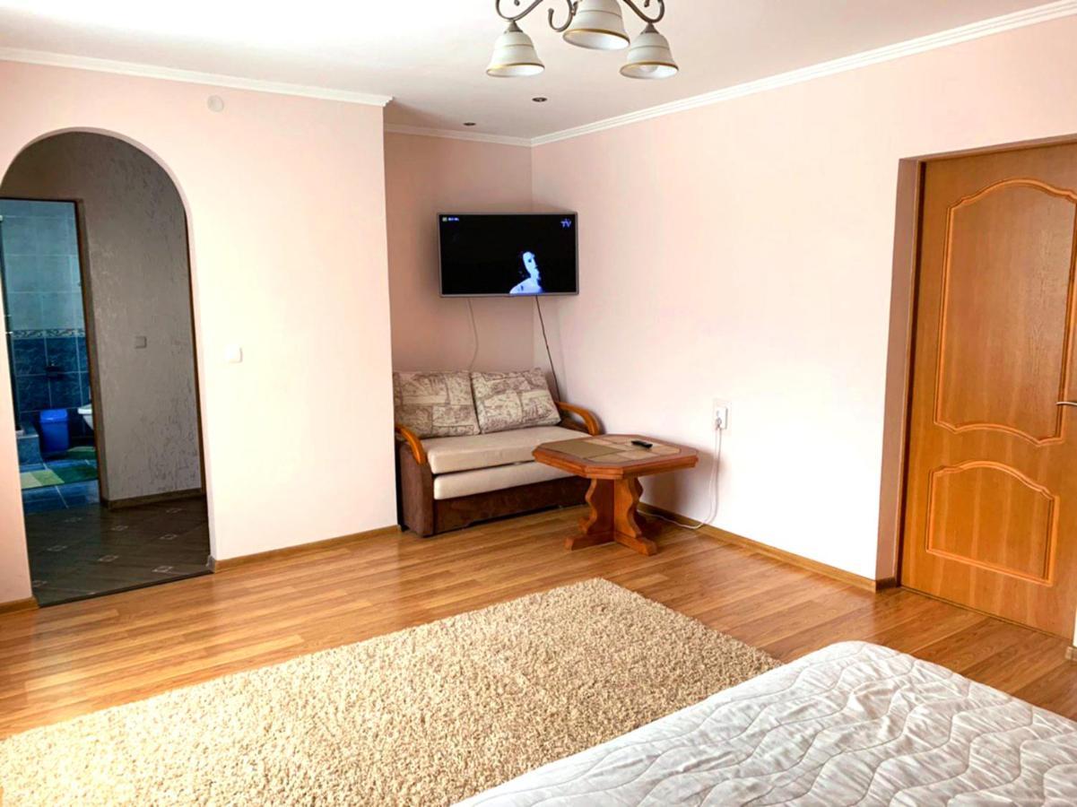 ホテル Зелений Дім - Viridi House モルシン エクステリア 写真